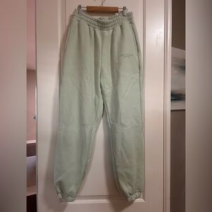 🍀💚🥝 NWOT Comfrt Collection Pastel Edit Sage Kiwi Green Unisex sweatpants 🥝💚🍀
